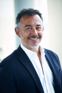 Arturo Fernández Construcía